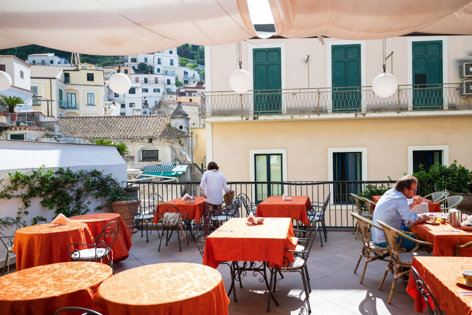 Hotel Antica Repubblica In Amalfi Center At 100Mt From The Sea Exteriör bild