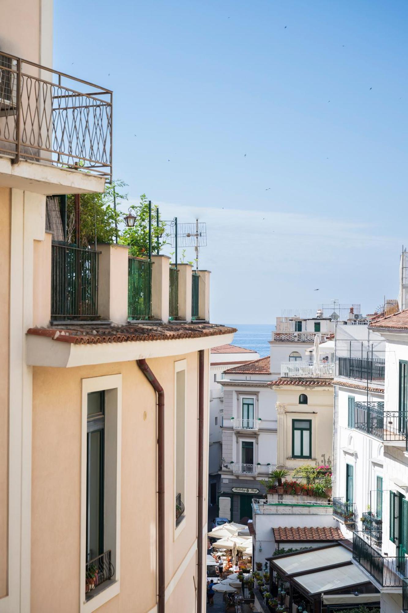 Hotel Antica Repubblica In Amalfi Center At 100Mt From The Sea Exteriör bild